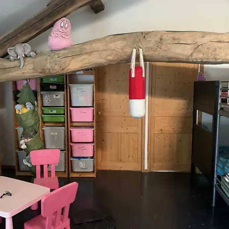 Homestay , Mere Veille